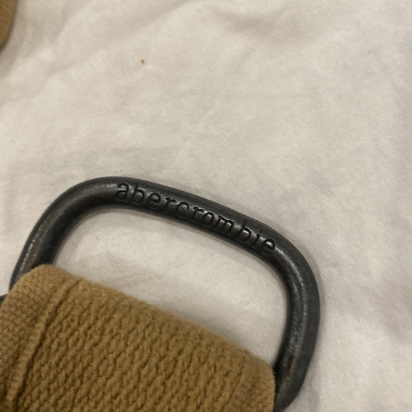 Boys abercrombie belt. Free with any purchase. - Picture 3 of 3